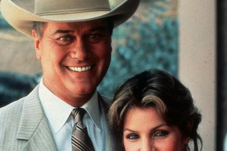 Dieses Lachen! Mit diabolischem Grinsen und Texas-Hut wurde Larry Hagman als Öl-Magnat J.R. Ewing in 