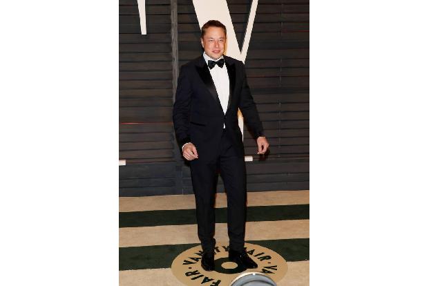 ...zwei Tagen beschloss er, dass das Zeitverschwendung wäre. Er gründete mit seinem Bruder Kimbal sein erstes Unternehmen, Z...