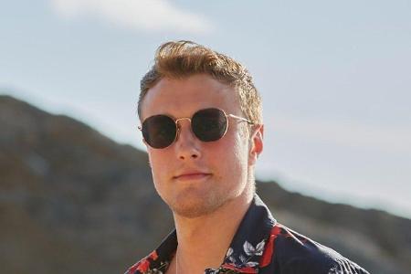 Niko (24), Eiskunstläufer und -trainer aus Oberstdorf:
