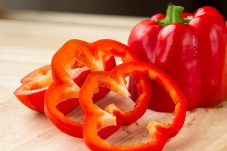 Paprikas sind echte Stressbremsen. Sie enthalten doppelt so viel Vitamin C wie Zitronen und auch Pflanzenfarbstoffe unterstü...