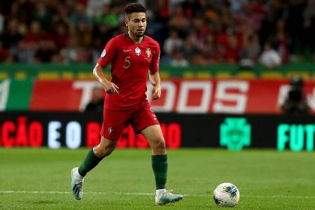 Leistete sich Laufe der Partie mehrfach größere Aussetzer. Verlor gegen Kimmich zunehmend den Zugriff und konnte nur wenige ...