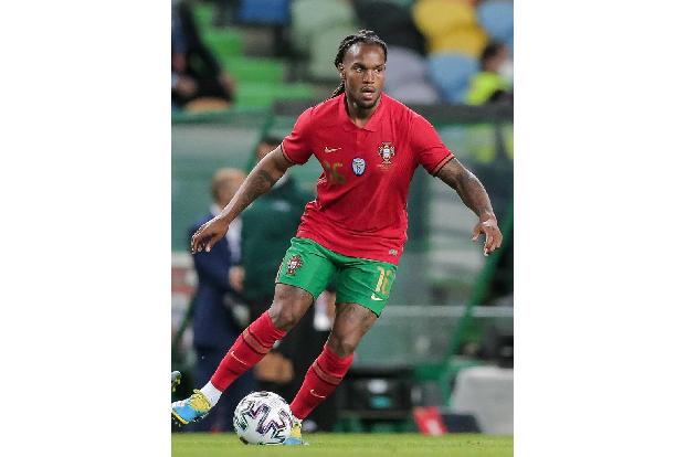 Kam zur Pause mit viel Rückenwind aufs Feld und riss das Spiel zunächst an sich. Wurde vom dritten deutschen Tor kalt erwisc...