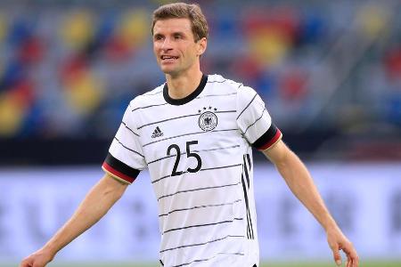 Sammelte in der heißen Zone zahlreiche Torschussbeteiligungen und legte die Bälle immer wieder gut für die Kollegen auf. Dir...