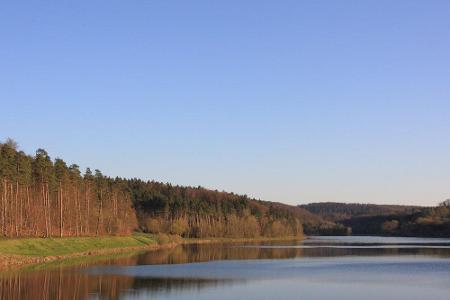 In Hessen führt eine schöne Strecke von Bad Arolsen bis nach Volkmarsen und wieder zurück. Auf dem Weg liegt der Twistesee (...