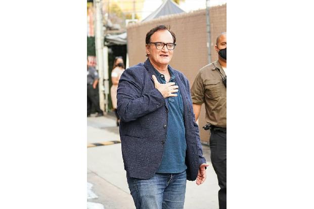 Quentin Tarantino wiederum hat ein eigenes Zimmer für – man glaubt es nicht – Brettspiele! Der Regisseur ist großer Fan dies...