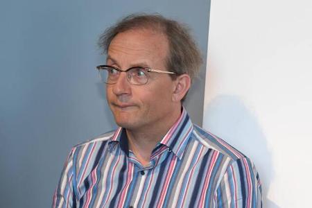 Über seine berühmten Marathon-Kollegen kann Wigald Boning übrigens nur müde grinsen. Wer hätte gedacht, dass der Comedian be...