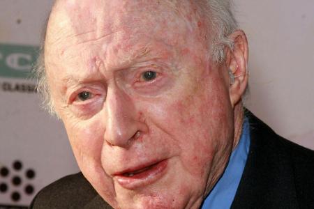 Schauspieler und Regisseur Norman Lloyd verstarb am 11. Mai mit 106 Jahren. Laut US-Medien sei er Hollywoods am längsten arb...