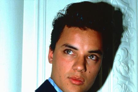 Sänger und Model Nick Kamen verstarb am 4. Mai mit 59 Jahren. Das gab sein Freund und Musikerkollege Boy George bekannt. Kam...