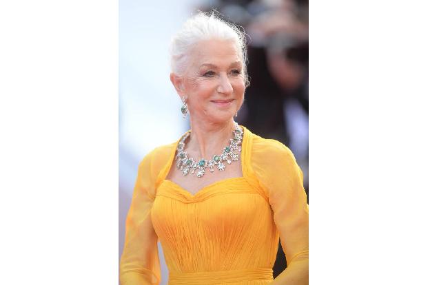Helen Mirren ist immer wieder für eine Überraschung gut. Aus er scheinbar reservierten britischen Fassade sprudeln oft überr...