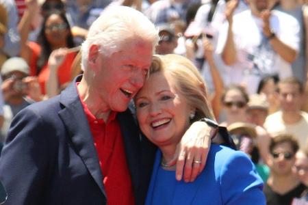 Es ist wohl die bekannteste Affäre der Welt: 1998 hatte der damals amtierende US-Präsident Bill Clinton ein Verhältnis mit s...
