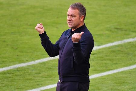 Für die WM-Qualifikationsspiele der deutschen Fußball-Nationalmannschaft gegen Rumänien und Nordmazedonien verzichtet Hansi ...