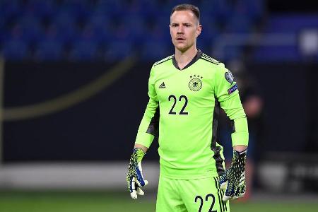 Erwischte einen bitteren Auftakt und musste gleich den ersten Torschuss des Gegners aus dem Netz fischen (9.). Möglichkeiten...