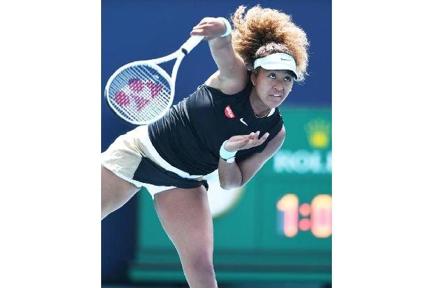 ...Tennis-Star Naomi Osaka, die 2021 bei den French Open nach der ersten Runde ausstieg und die Pressekonferenzen boykottier...