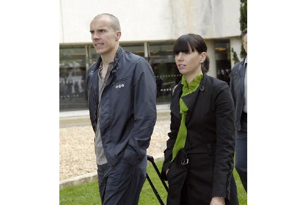 ...zu Selbstmorden wie 2009 im Fall von Torwart Robert Enke führen kann, der sich mit seinen Depressionen allein gelassen fü...