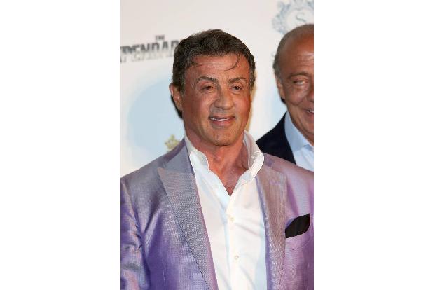 ...bekam er den Golden Globe für seine Nebenrolle in 'Creed – Rocky‘s Legacy'. Dennoch konnten sich seine Projekte nicht übe...