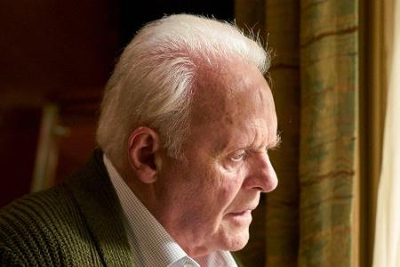 Wer ist dann dieser Fremde in seinem Wohnzimmer, der vorgibt, seit über zehn Jahren mit Anne verheiratet zu sein? 