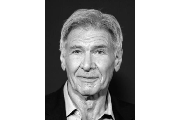 Harrison Ford fliegt gern selbst, hat eine Lizenz für Flugzeuge und Hubschrauber. Doch bei einem Flug bei Los Angeles geriet...