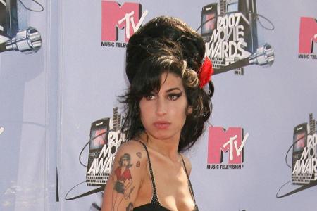 Mit dem Tod von Amy Winehouse war der Klub 27 im Jahr 2011 wieder Gesprächsthema: Die Soulsängerin wurde in ihrer Londoner W...