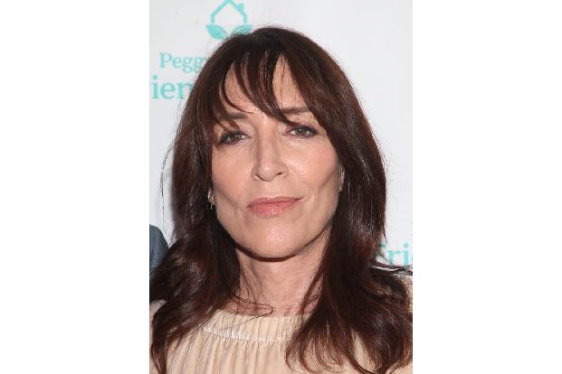 ...die von Katey Sagal gespielt wurde. Katey wurde weltberühmt als Peggy in 'Eine schreckliche nette Familie', war darüber h...