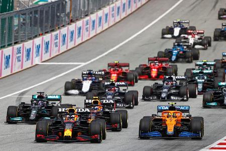 Punkte für zu schnelles Fahren müssen die Stars der Formel 1 auf den GP-Kursen dieser Welt nicht fürchten, dennoch ziehen et...