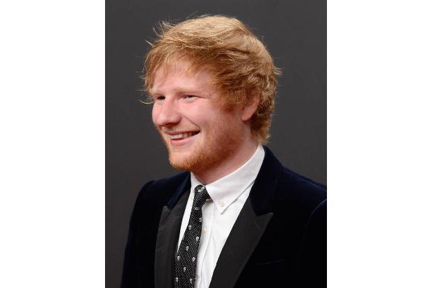 Der jüngste Fall ist Ed Sheeran. Der britische Musiker machte kürzlich öffentlich, nie wieder eine Brille tragen zu müssen, ...