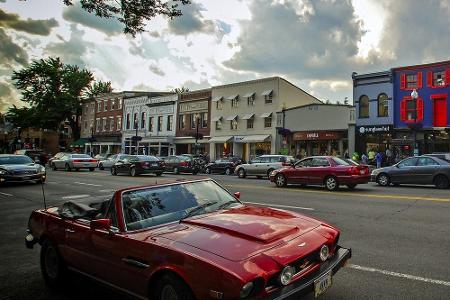 Timothy Dalton verkörperte Bond in den zwei folgenden Streifen 
