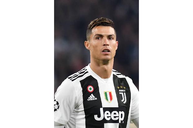 Cristiano Ronaldo macht sich schon lange weltweit für Blutspenden stark, geht selbst mit gutem Beispiel voran. Der Fußballer...