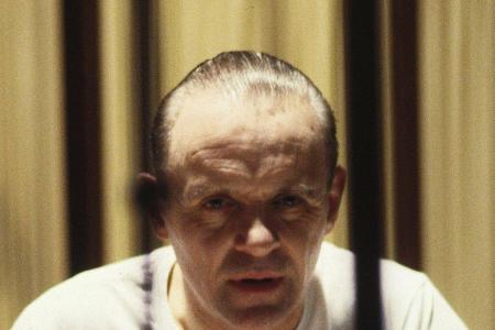 Seine Fava-Bohnen nebst Chianti 