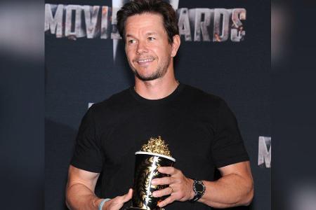 In den 1990ern sorgte Mark Wahlberg als Unterwäschemodel für Calvin Klein für Furore. Auch in seinen Filmen zeigte der Schau...