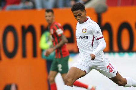 Der Neuzugang kam nach einer Stunde zu seinem zweiten Bundesligaspiel. Fand nur schwerfällig in die intensive Partie und bli...
