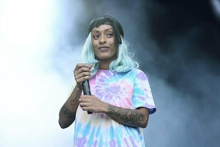 Eine ganz andere Musikrichtung vertritt Rapperin Nura (32). Sie kam als Dreijährige von Saudi-Arabien nach Deutschland und w...