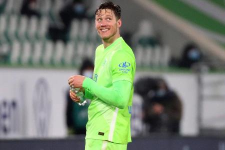 Arbeitete in der Sturmspitze engagiert mit und gegen den Ball. Ließ das Leder in vielen Szenen clever für die Kollegen klats...