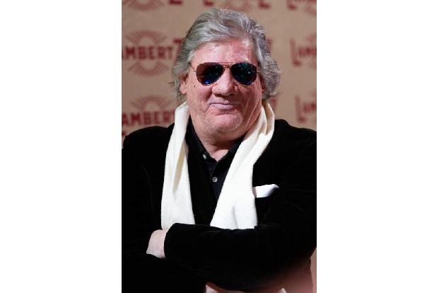 Ob er sich Rat von Claude-Oliver Rudolph holen kann? Wohl eher nicht, denn sein Kollege spielt seit den 80er Jahren fast aus...