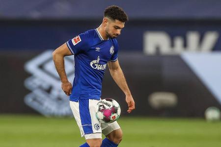 Der 18-Jährige durfte sich bereits in der laufenden Saison vier Mal auf der linken Seite beweisen. Nach dem Abgang von Basti...