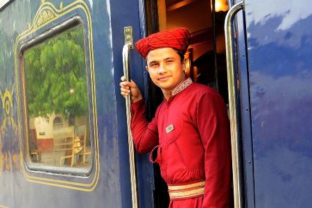 Mit einem Spa und Schönheitssalon wartet der Luxuszug Deccan Odyssey auf. Von der indischen Stadt Mumbai führt die achttätig...