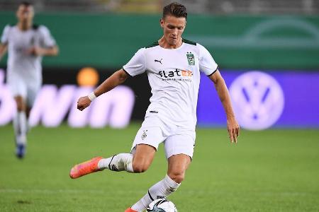 Ersetzte Netz, machte seine Sache ordentlich. Ließ keine Durchbrüche zu und brachte durch seine Schnelligkeit frischen Wind ...