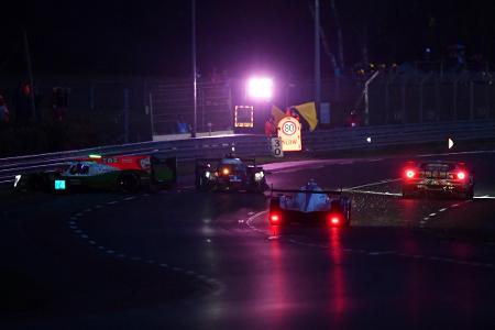 Sophia Flörsch wird in Le Mans torpediert