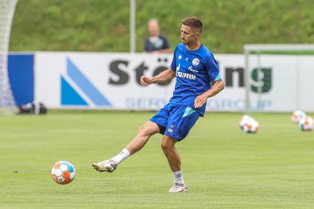 Kam von LASK (Vertrag bis 2024) | Wurde bei Bekanntgabe des Transfers als 'wichtiger Baustein' für die Zukunft bezeichnet. M...