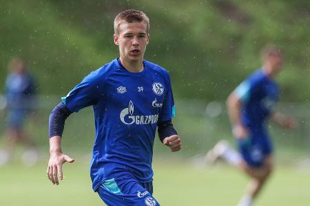 Leihe von Zenit St. Petersburg (bis 2022) | Der Youngster überzeugte bei einem Gastauftritt in Gelsenkirchen und wurde promp...