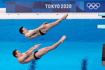 Wasserspringen vom Drei-Meter-Brett Synchron