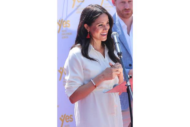 An einer Privatuniversität im US-Bundesstaat Illinois studierte Meghan Theaterwissenschaften und Internationale Beziehungen....