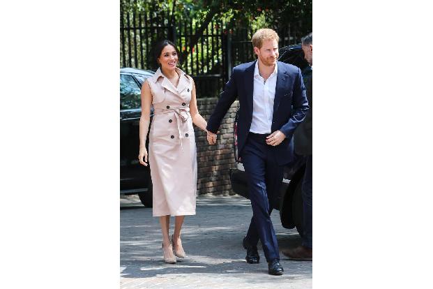 Allerdings herrschte nicht nur eitel Sonnenschein: Prinz Harry verbat sich vehement die aufdringliche und bisweilen rassisti...