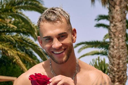 Serkan (28, 
