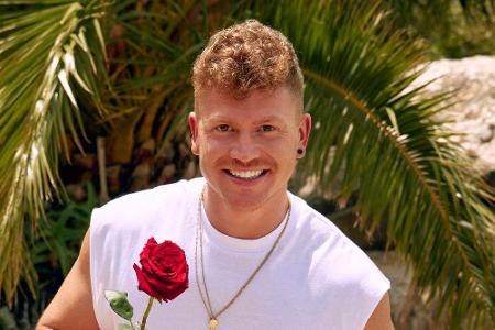 Moritz (32, 