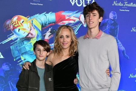 Auch mit seiner aktuellen Serienfrau Dr. Teddy Altman läuft es nicht rund. Im echten Leben ist Schauspielerin Kim Raver glüc...