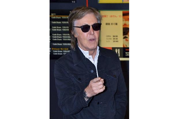 Die Presse hatte immer versucht, die Beatles und die Stones als Rivalen hinzustellen, doch die Musiker kamen bestens miteina...