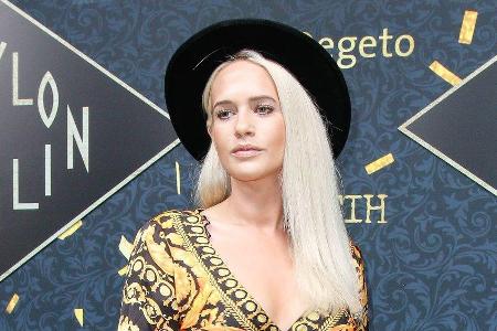 Sarah Knappik hatte sich mit dem Coronavirus infiziert.