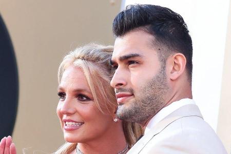 Britney Spears und Sam Asghari, hier auf dem roten Teppich im Jahr 2019, verbringen aktuell mehr Zeit mit den Kindern der Sä...