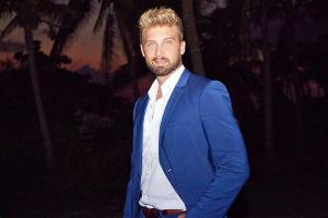 Der neue "Bachelor" 2022 ist Dominik Stuckmann.