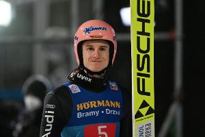 Geiger in Führung - Kobayashi vor Tourneesieg